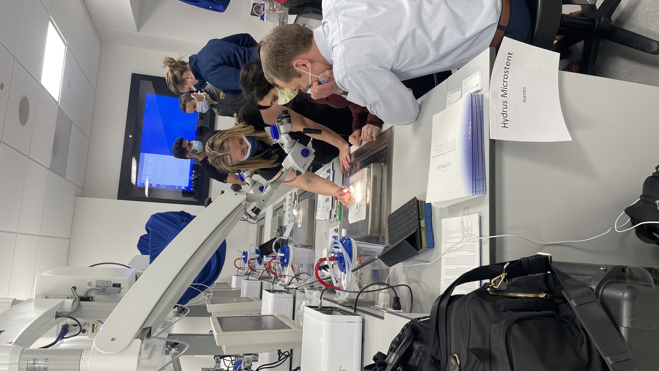 An image of learners in our North wet lab.